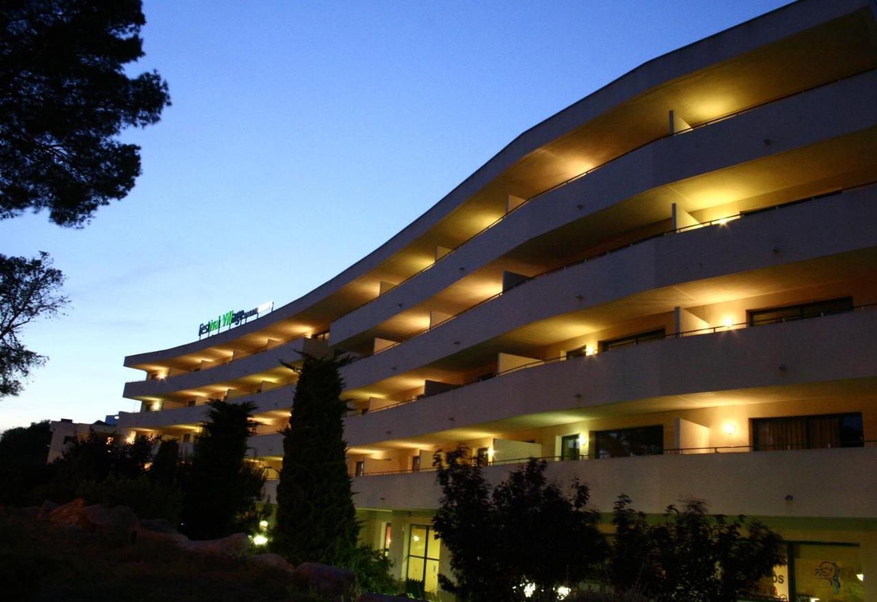 Festival Village Apartments 萨洛 外观 照片