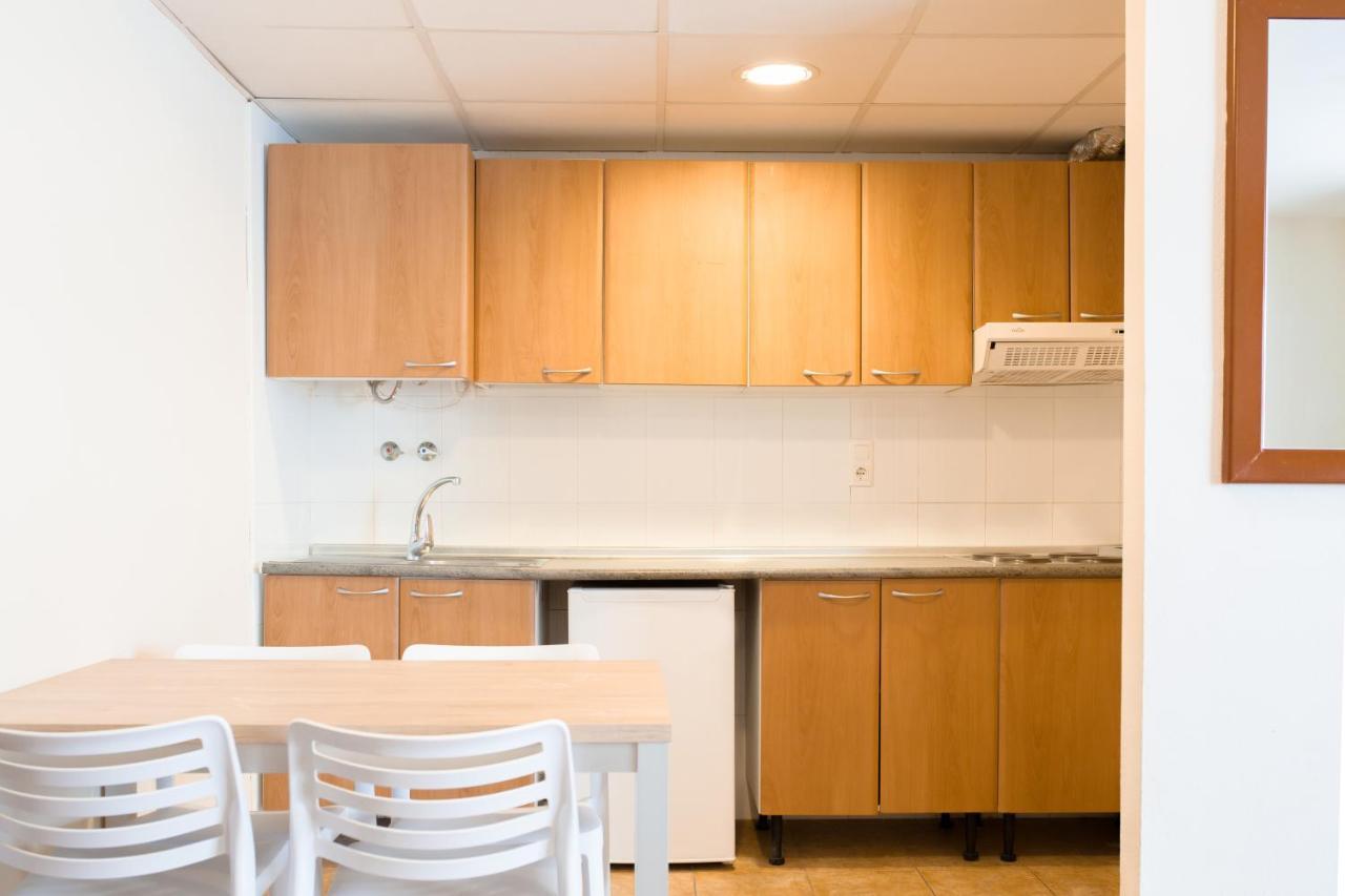Festival Village Apartments 萨洛 外观 照片
